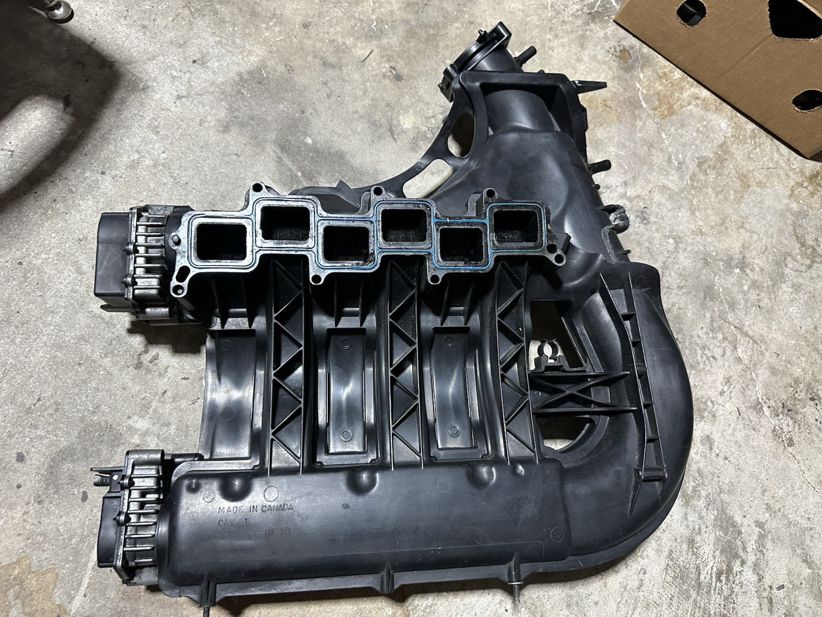 07-10 Charger Magnum Chrysler 300 3.5L V6 Upper Air Intake Manifold SAEPA6-GF30