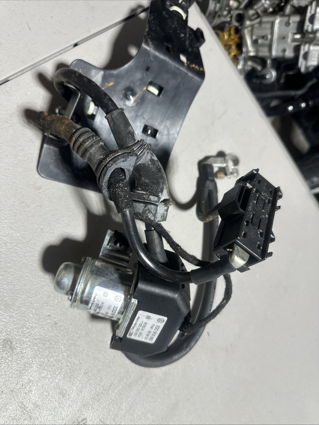 2008BENTLEY CONTINENTAL GTC BATTERY DISCHARGE FUSE RELAY MODULE UNIT 3D0919083