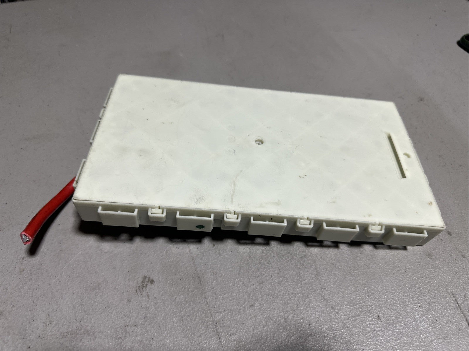 2015 MINI COOPER S F55 F56 BCM Control Module Fuse Box 9369637