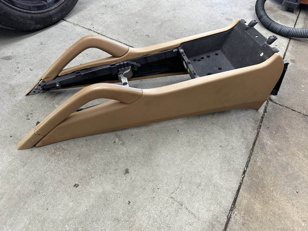 11-18 Porsche Cayenne 958 Center Console Arm Rest Storage Frame Leather OEM