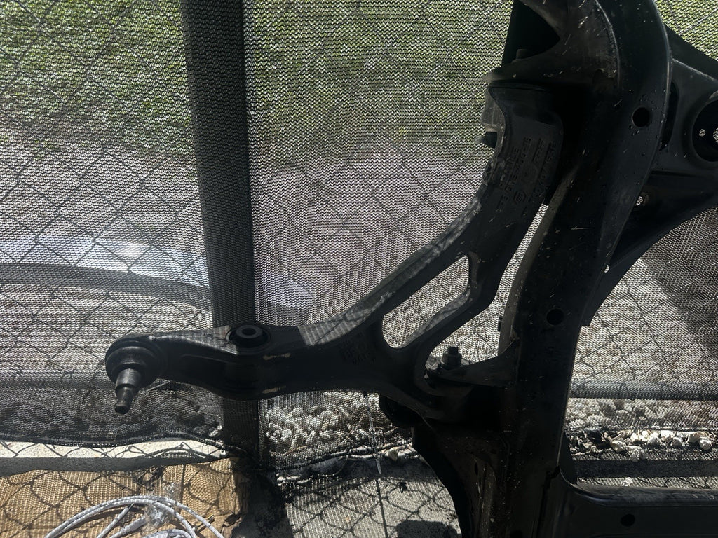 03-06 Porsche Cayenne 955 Front Subframe Crossmember  Sub Frame Rebar Assembly