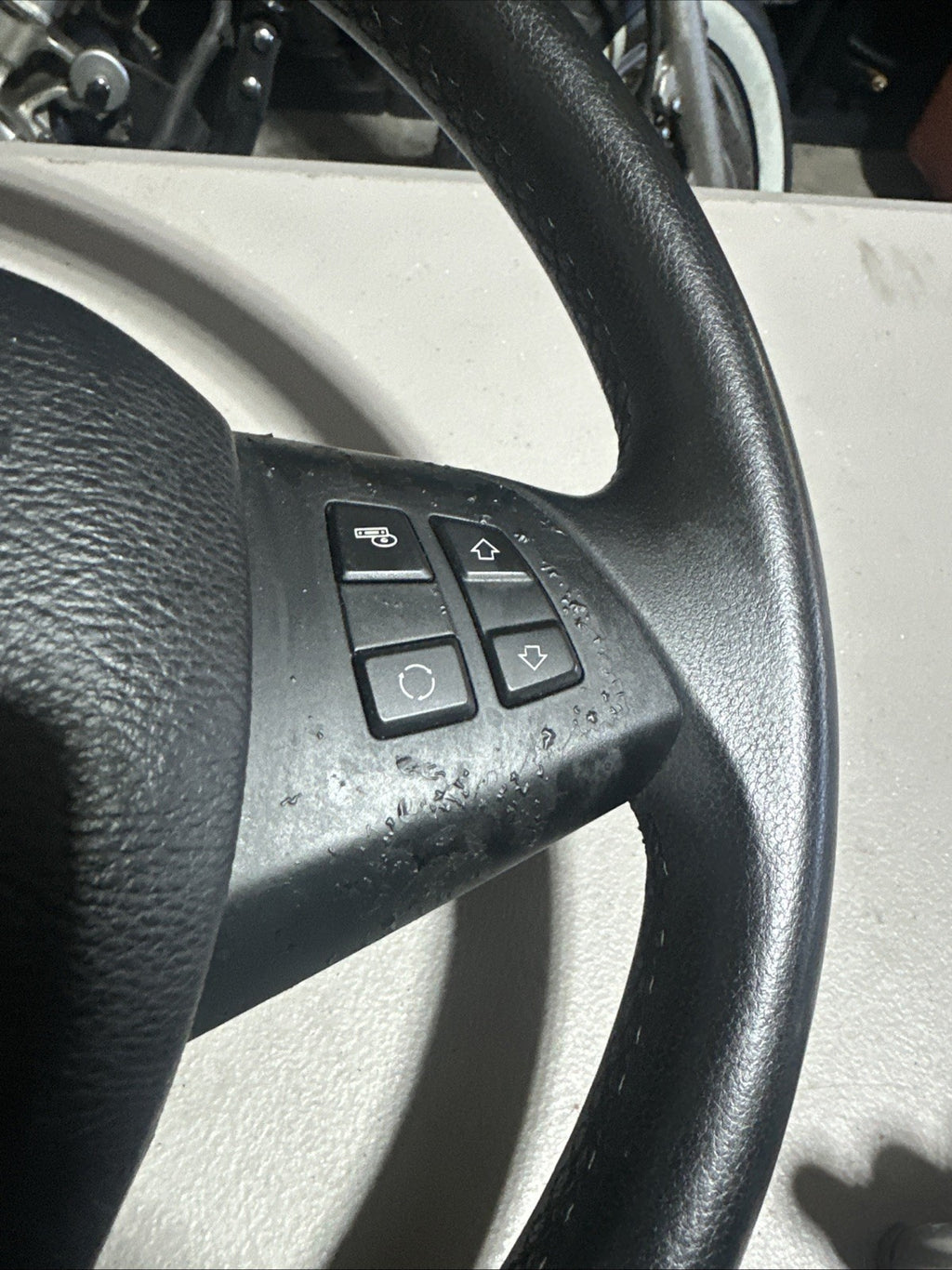 2007-2013 bmw x5 e70e steering wheel black with switch knob control oem