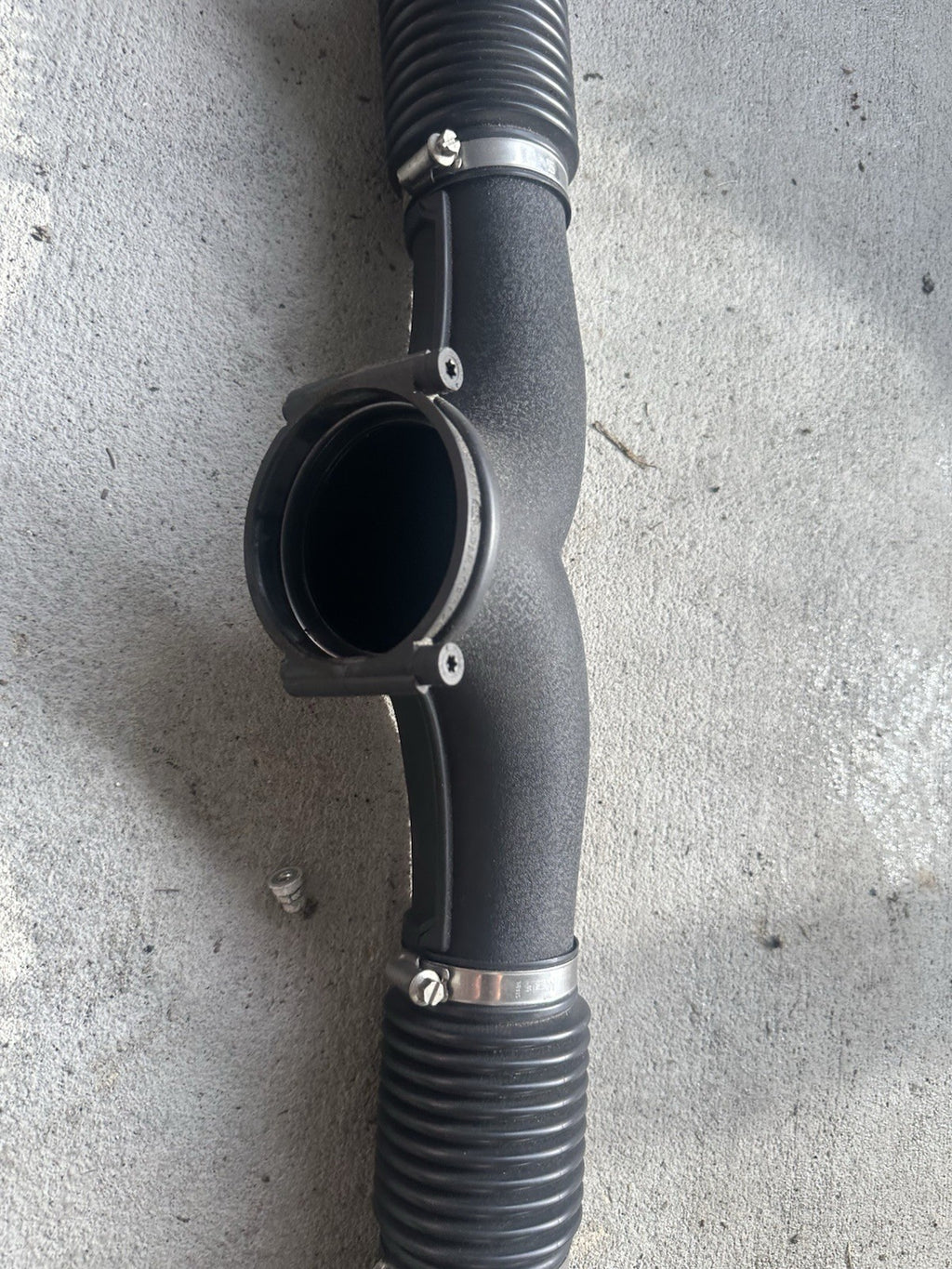 2003-2006 PORSCHE CAYENNE 4.5L - AIR Intake TUBE / PIPE Cleaner System Complete