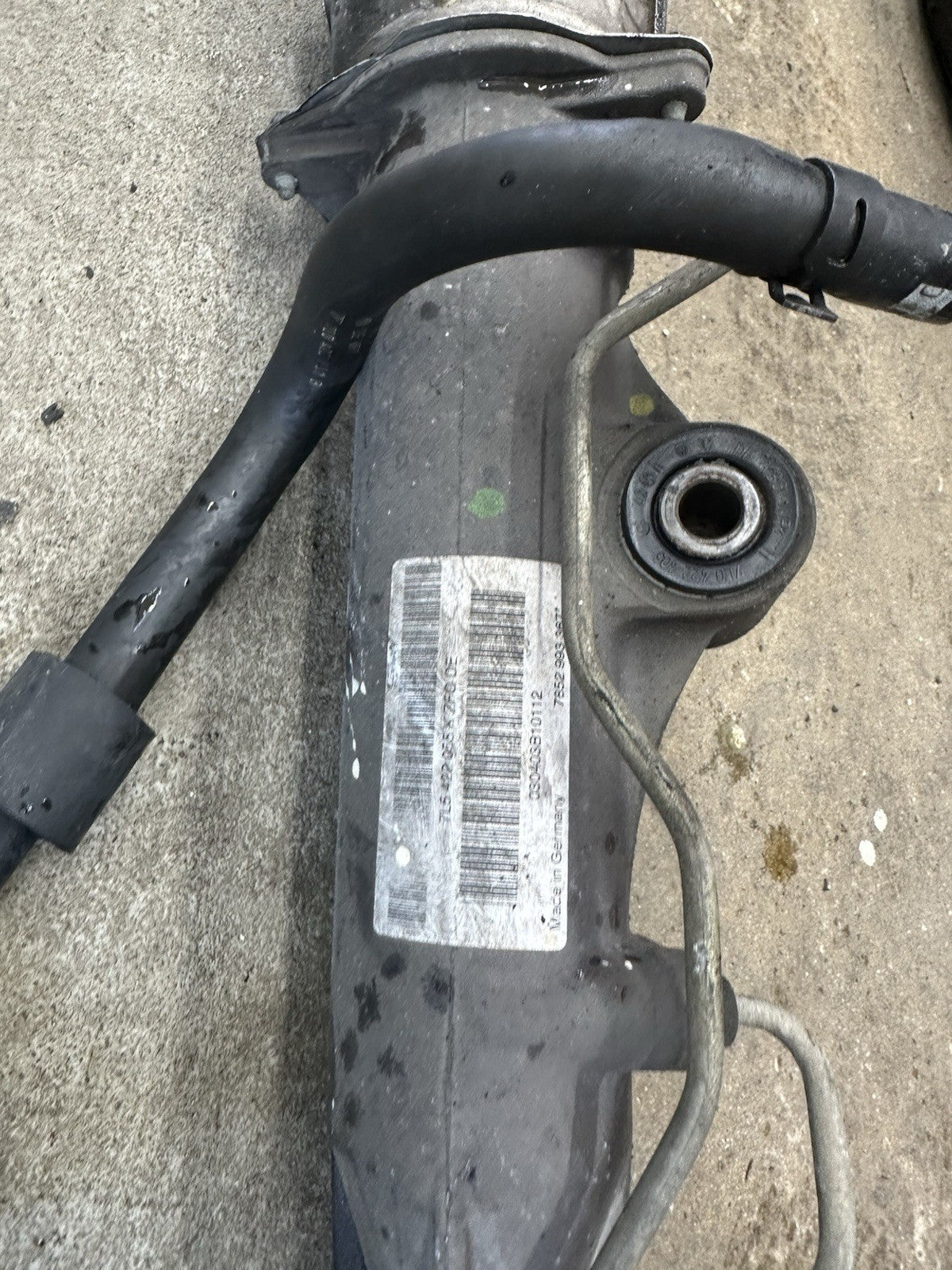 03-10 PORSCHE CAYENNE POWER STEERING RACK AND PINION OEM