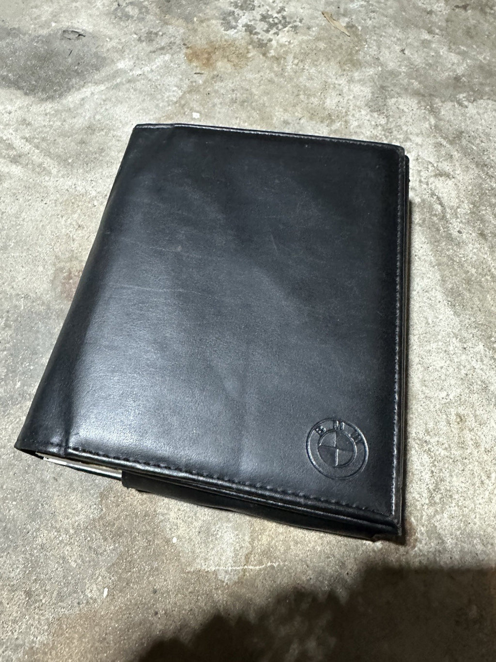 2011 BMW X5 X6 X5/X6 M owners manual & portfolio