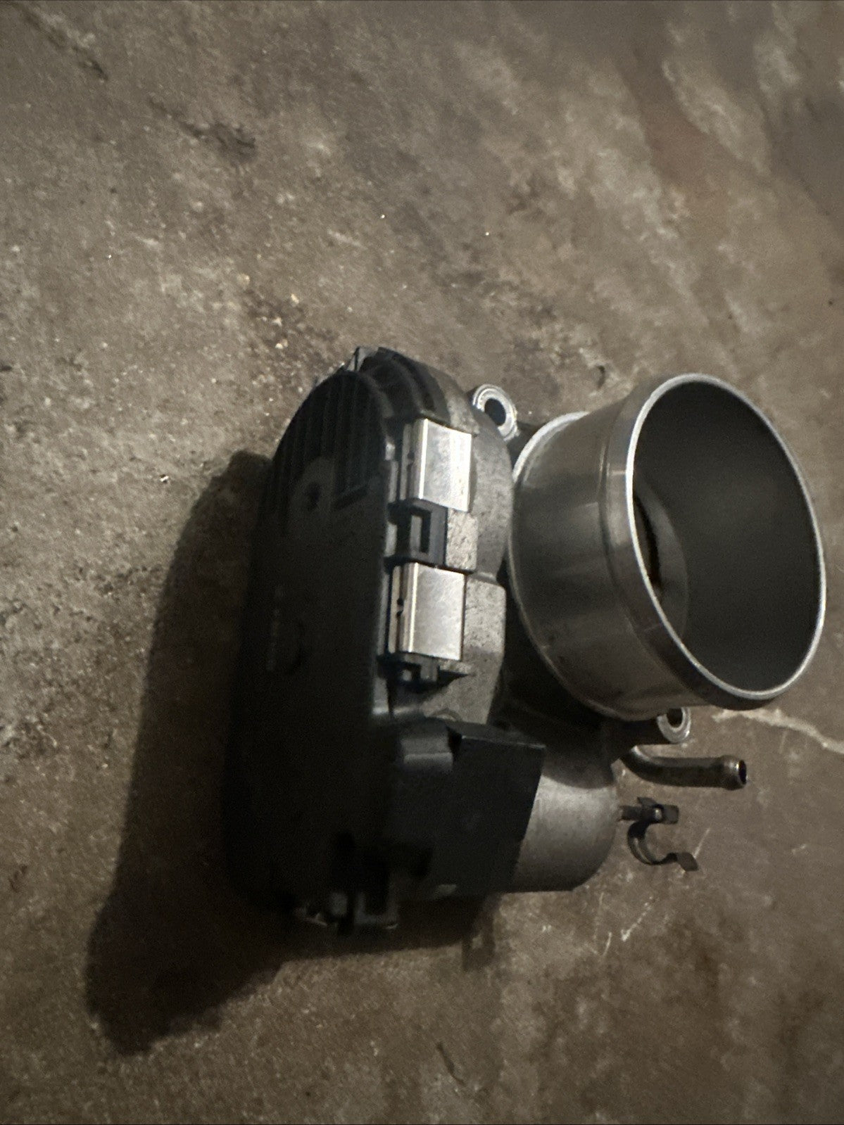 2014 HYUNDAI GENESIS 2.0L Throttle Body OEM 351002C300