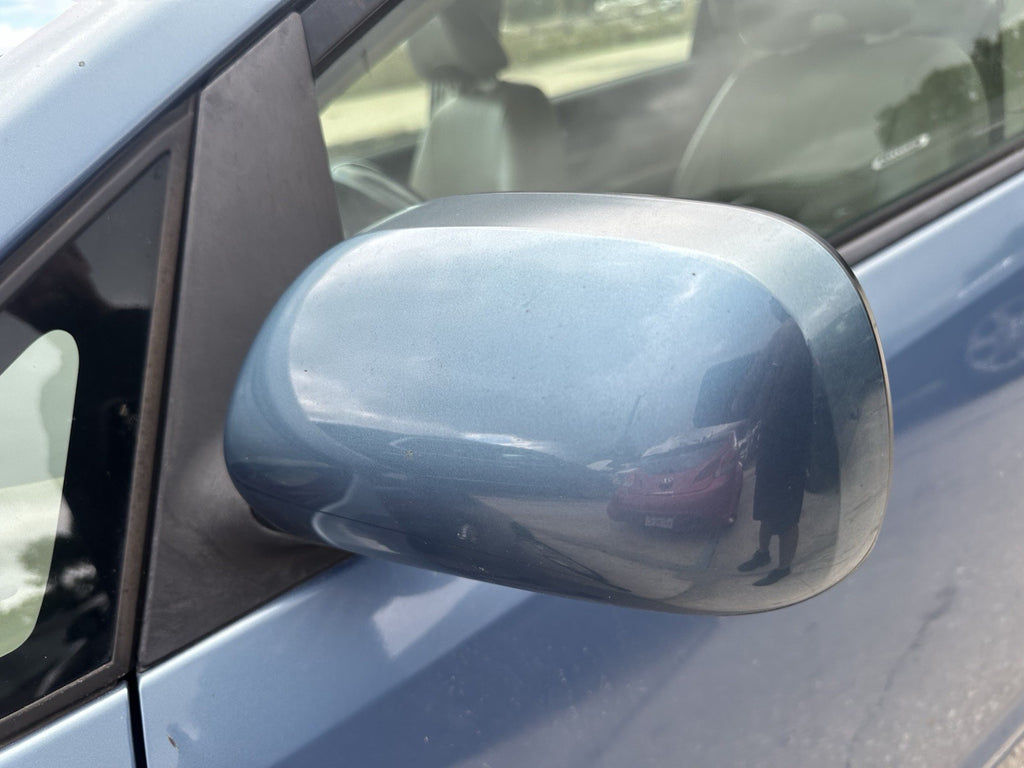 2004-2009 Toyota Prius Right Front Driver Door Side Power Mirror