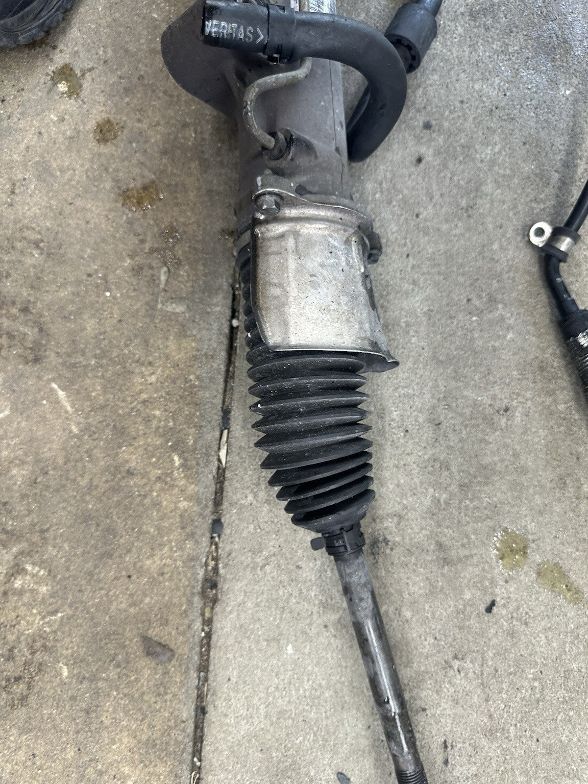 03-10 PORSCHE CAYENNE POWER STEERING RACK AND PINION OEM