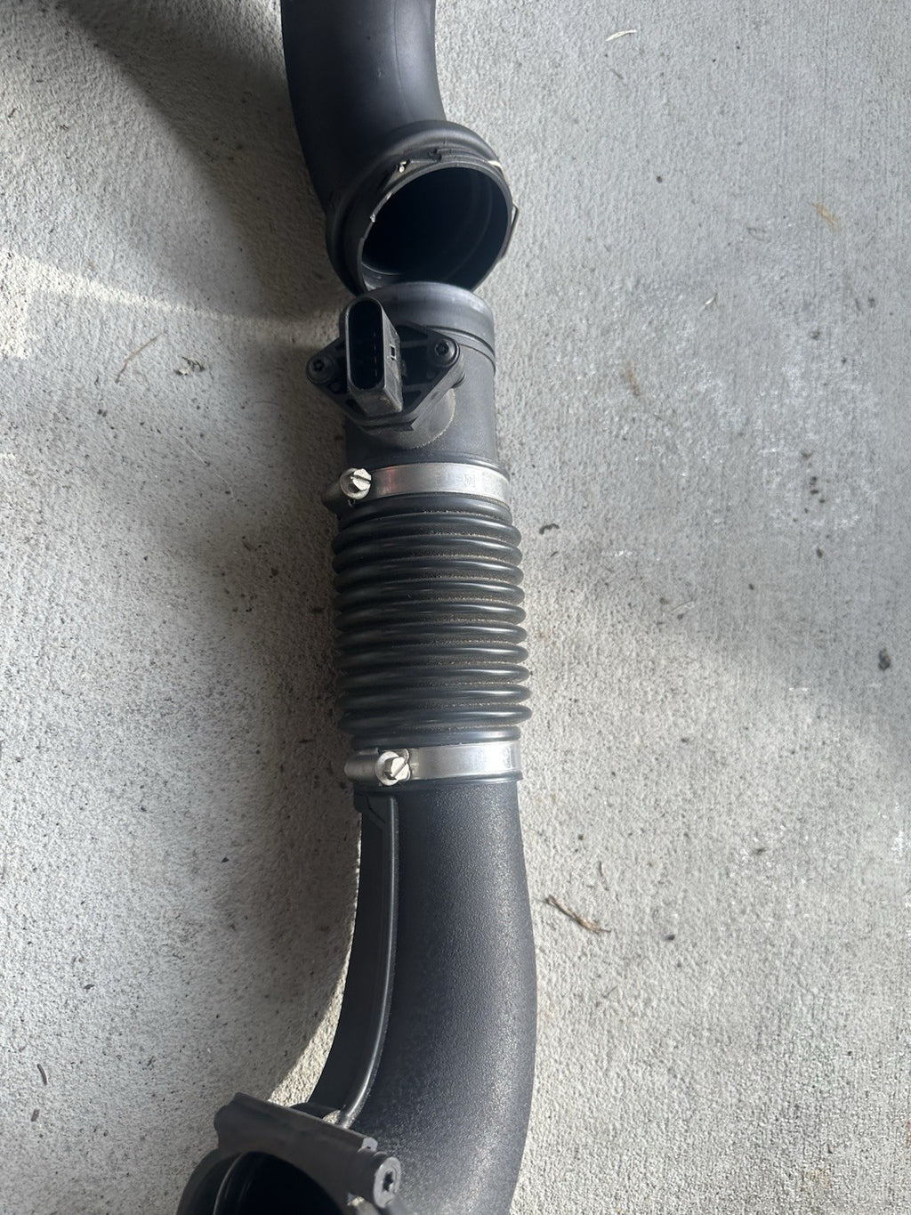 2003-2006 PORSCHE CAYENNE 4.5L - AIR Intake TUBE / PIPE Cleaner System Complete