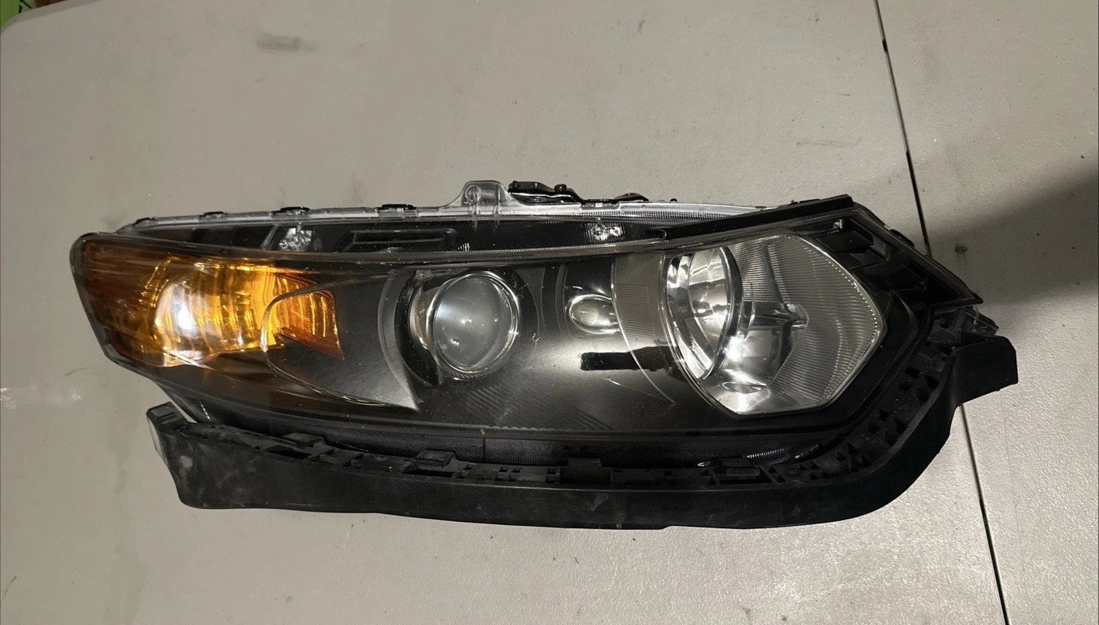 Acura TSX Headlight Head Light Passenger's Right Xenon 2009 - 2014 T3