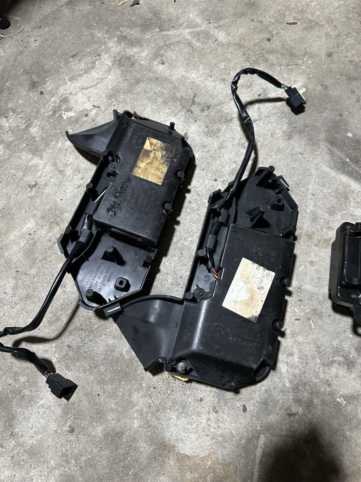 10-19 Jaguar XJL X351 Rear Left & Right  Seat Cooling Fan Set Complete OEM Teste