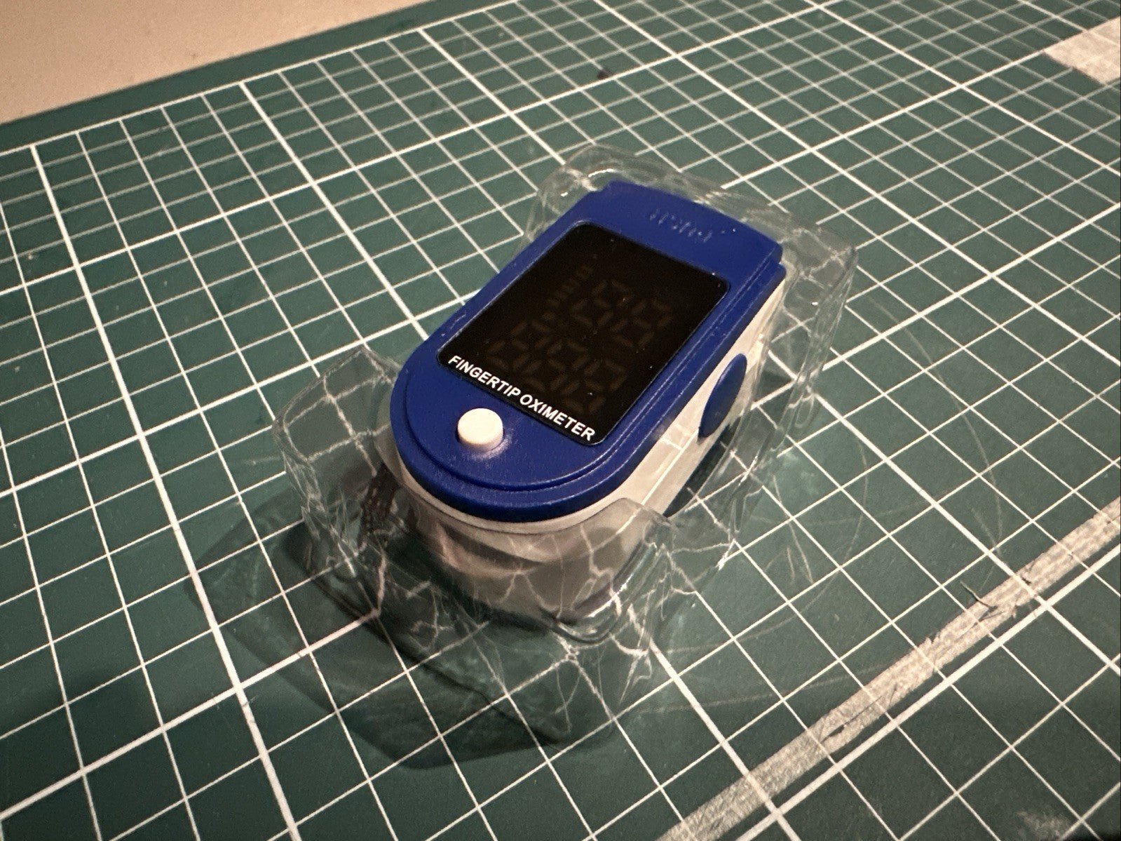 Fingertip Pulse Oximeter LK87 New In Box