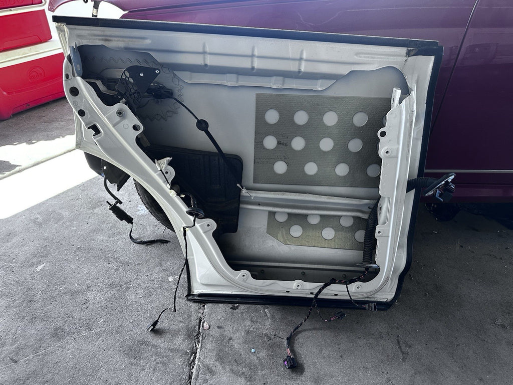 03-06 Porsche Cayenne 955 Rear Left Driver Side Exterior Door Shell Panel White