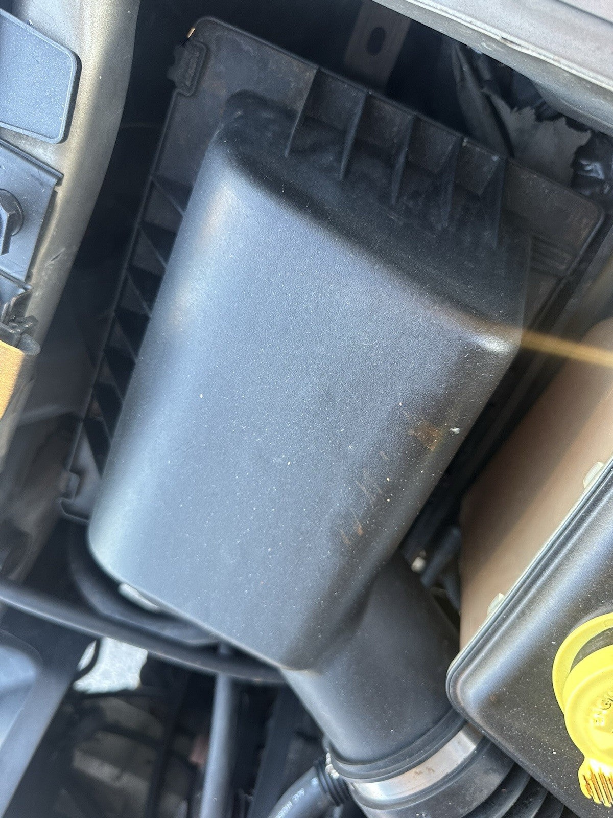 05 06 07 08 09 10 JEEP GRAND CHEROKEE Air Cleaner