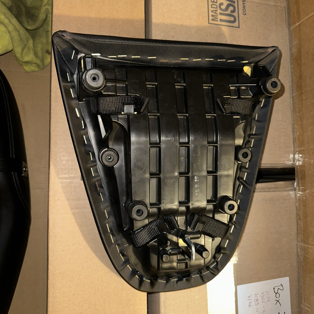 Honda VFR800F 2014-2019 Genuine Rear Pillion Seat New OEM 77300MJMD01ZA