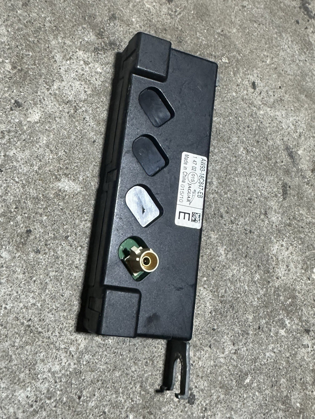 PAIR OEM Jaguar XJ X351 10-19 AM FM Antenna Amplifier Module AW93-18C847-CB EB