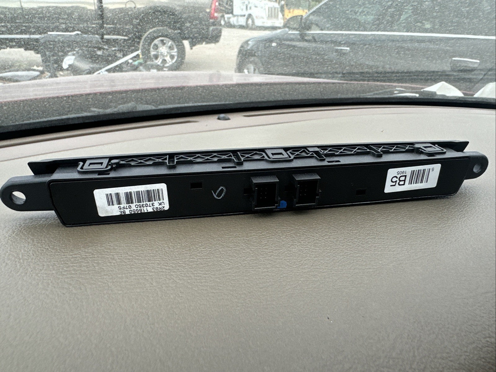 2003 2004 2005 06 07 08 JAGUAR S TYPE HAZARD TRACTION HEATED SEAT SWITCH PANEL