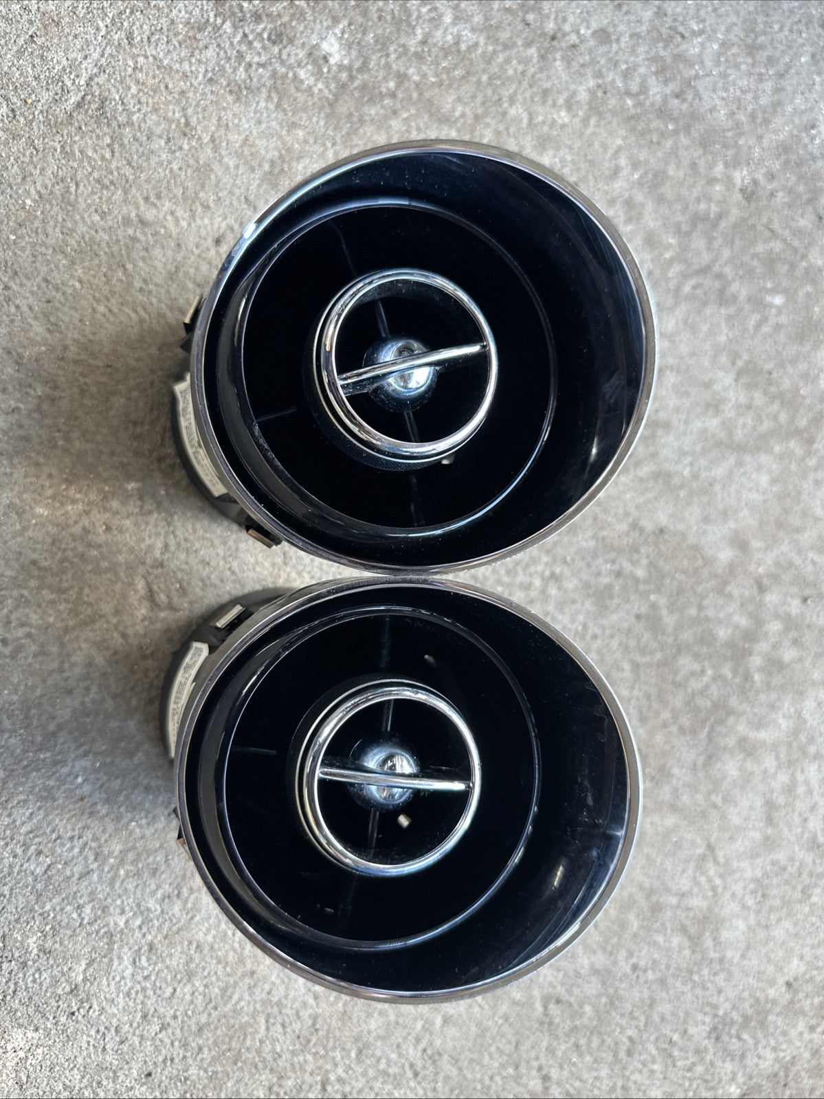 10-19 Jaguar X351 XJ XJR Dash Dashboard Air Conditioning Air Center Vents 2p OEM