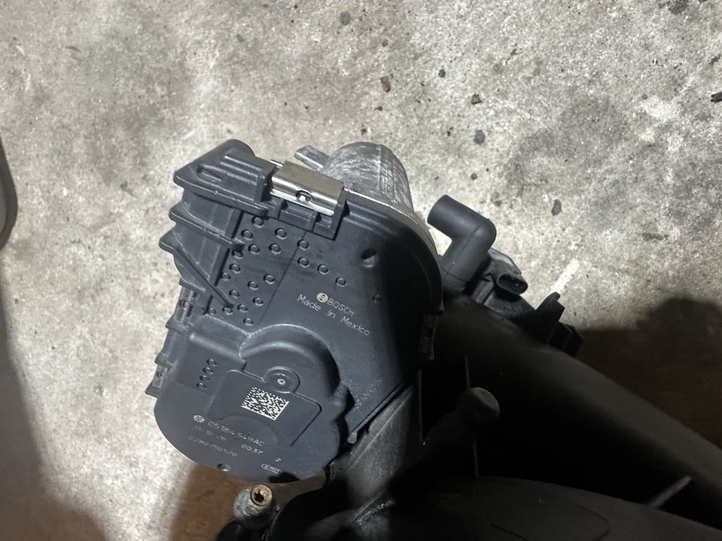 11-22 CHRYSLER DODGE JEEP 3.6L UPPER PLENUM INTAKE MANIFOLD ASSEMBLY OEM xsx