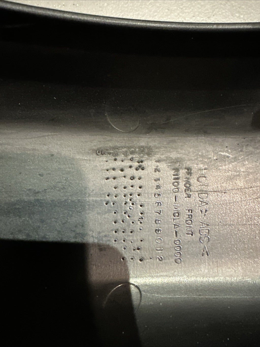 05 Honda Shadow 750 DCB Spirit Front Fender 61100-MCL-00000 2005