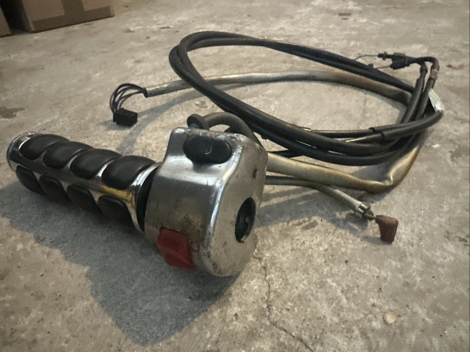 96 Yamaha XVZ1300 Royal Star Right Hand Control Switch