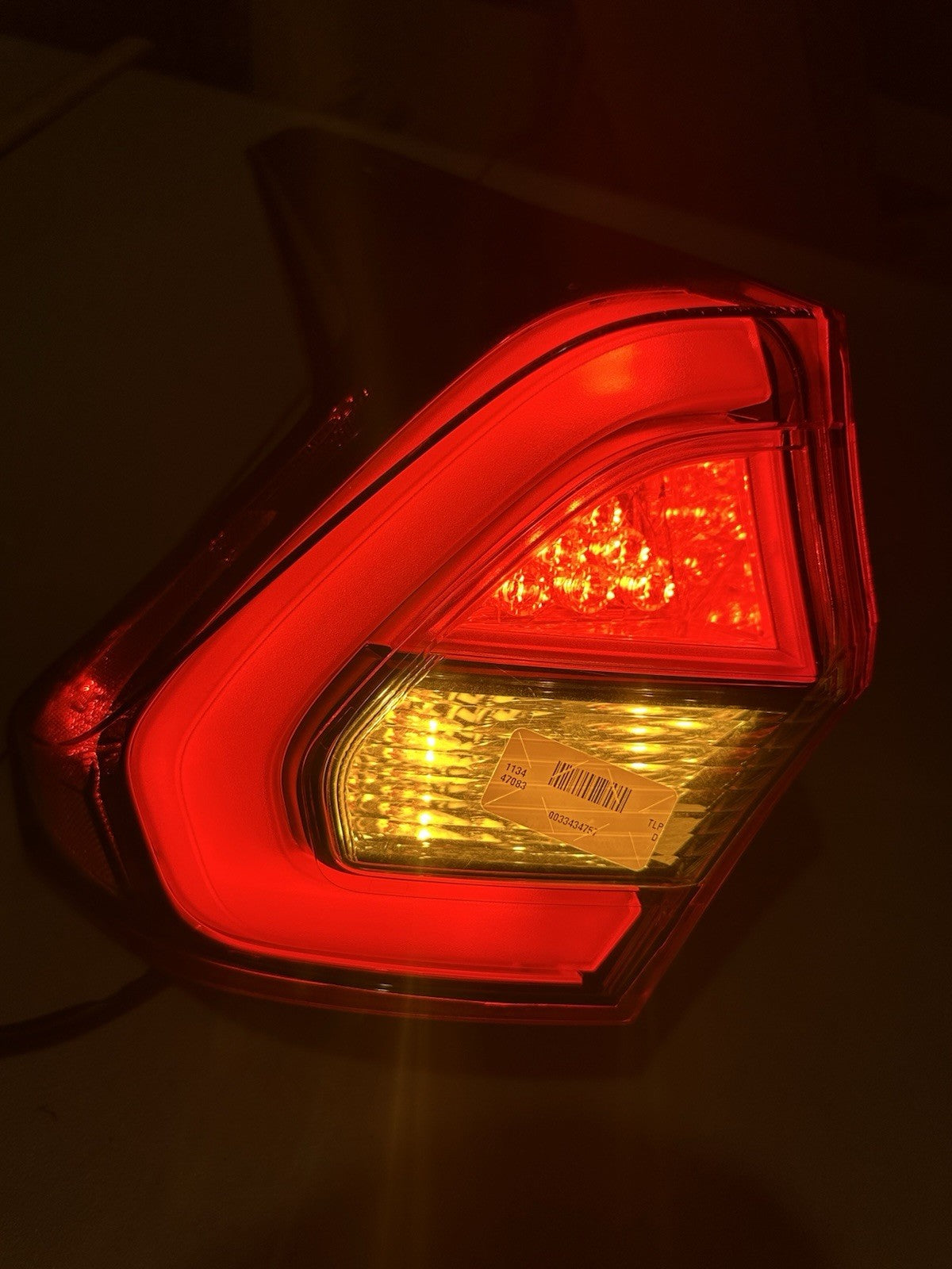 2018 2019 2020 MITSUBISHI ECLIPSE CROSS REAR OUTER LEFT TAIL LIGHT OEM LH