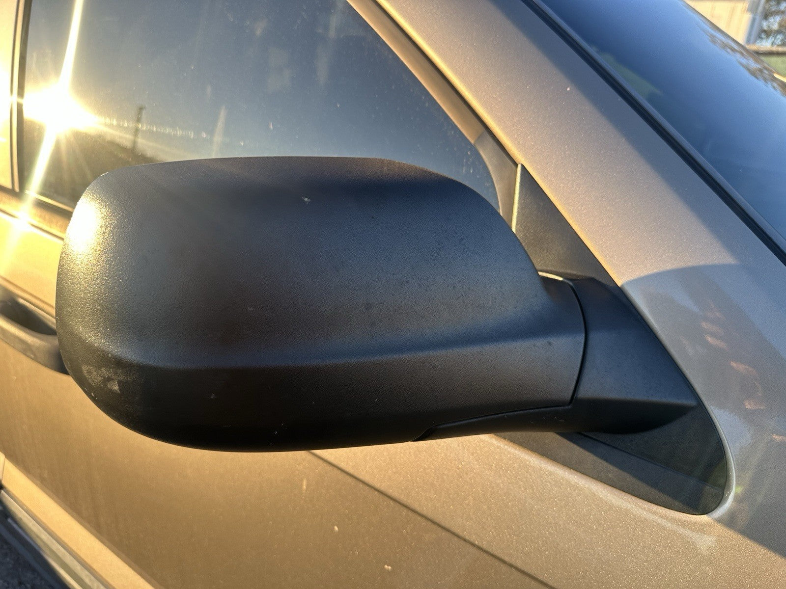 2005 - 2010 Jeep Grand Cherokee Passenger RH Power Door Mirror OEM