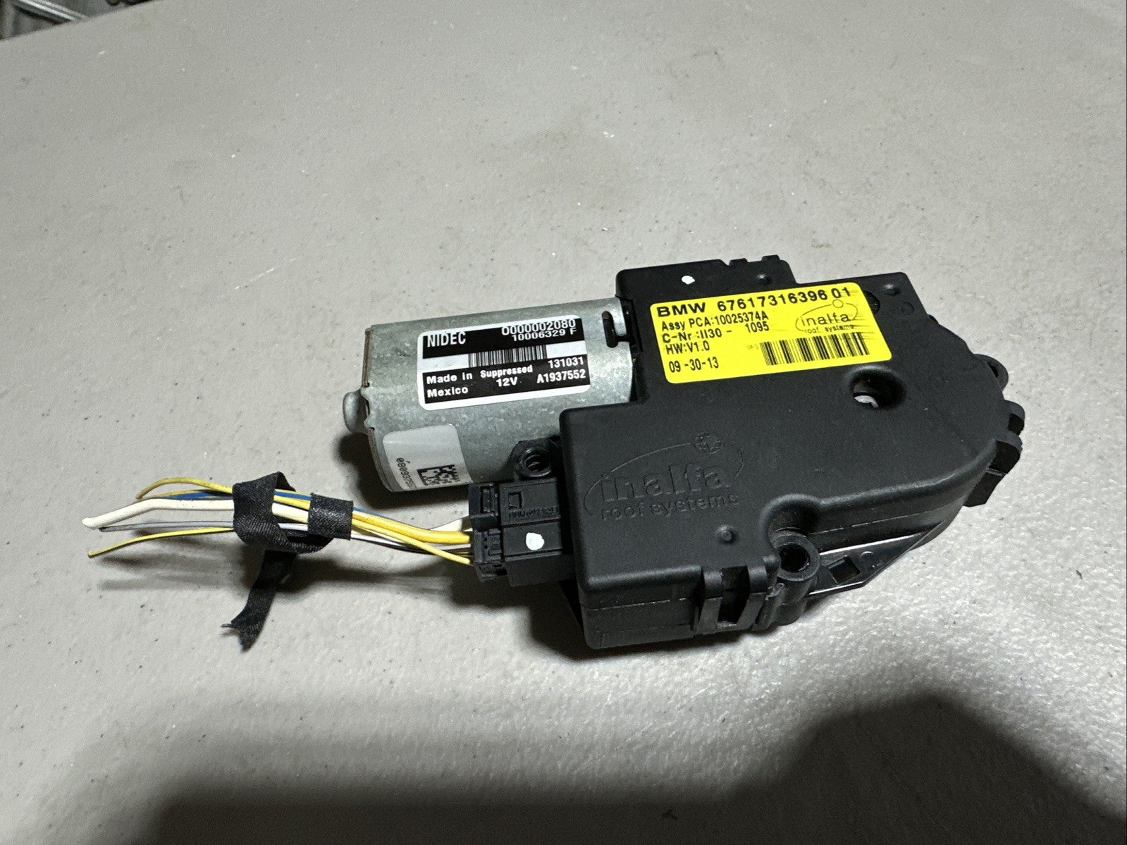 2011-2017 BMW X3 SUV Power Sunroof Sun Roof Motor Assembly 6761731639601 OEM Tés