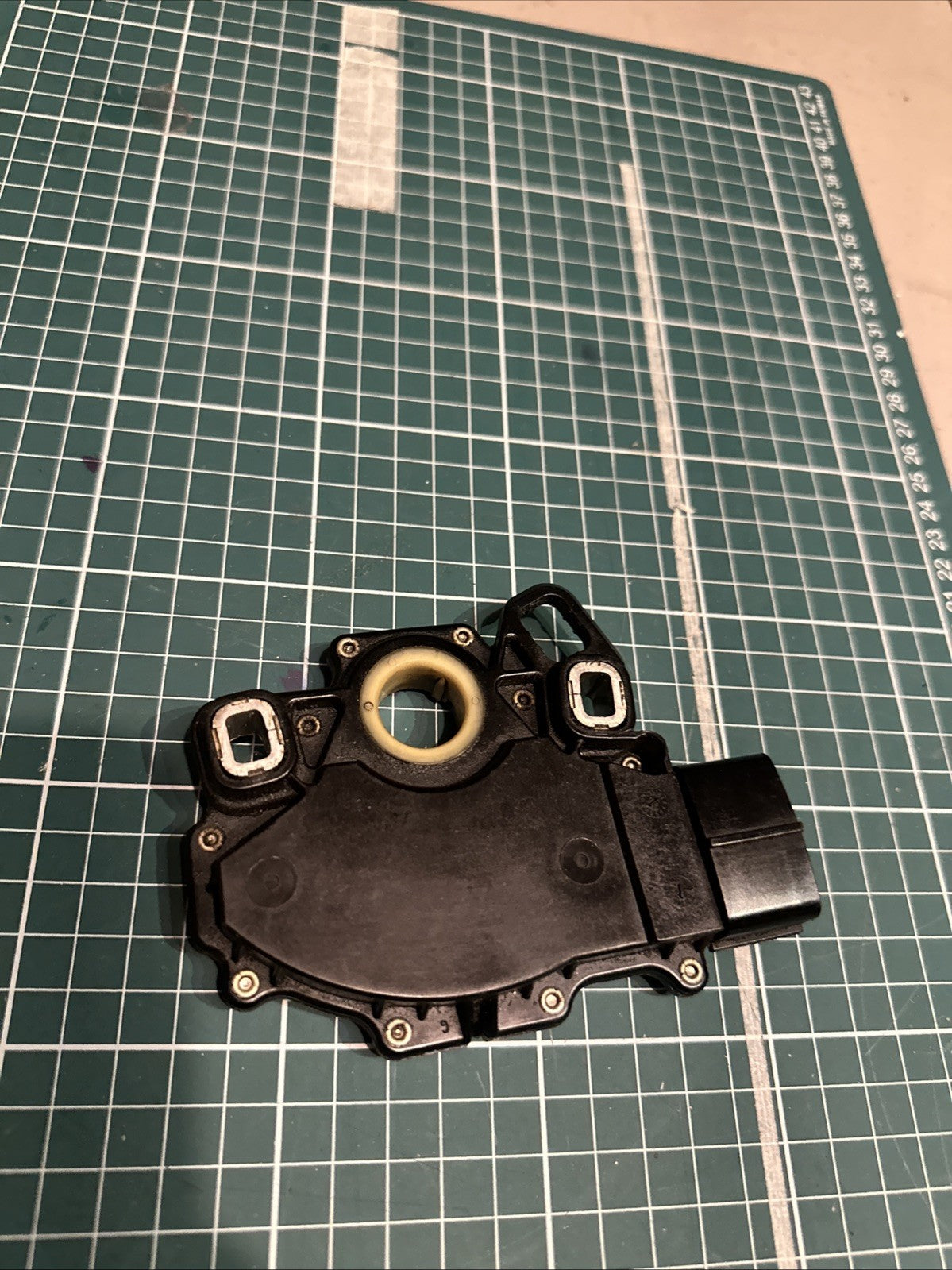 OEM F7LP-7F293-AC TRANSMISSION RANGE SENSOR 2004 FORD EXPEDITION uN-18