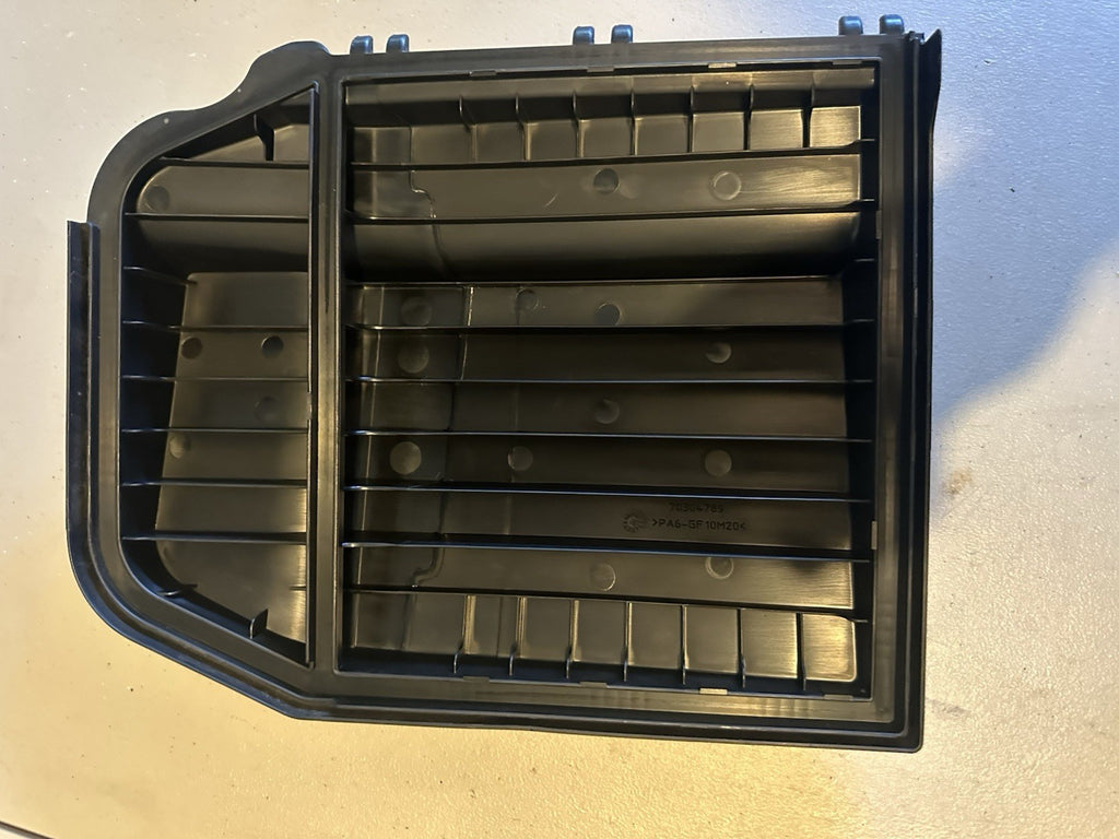 2007-2013 BMW GENUINE AIR INTAKE BOX FILTER CLEANER USED OEM 1371755654707