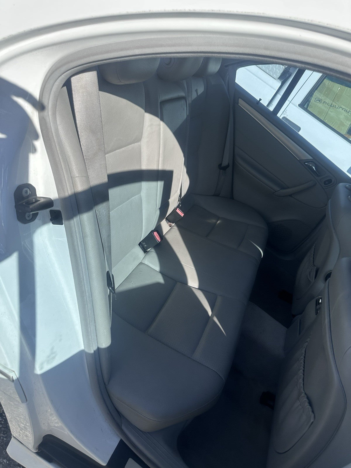 03-06 Mercedes CLK320 C230 C250 W209 Engine Radiator Cooling Fan Motor Oem