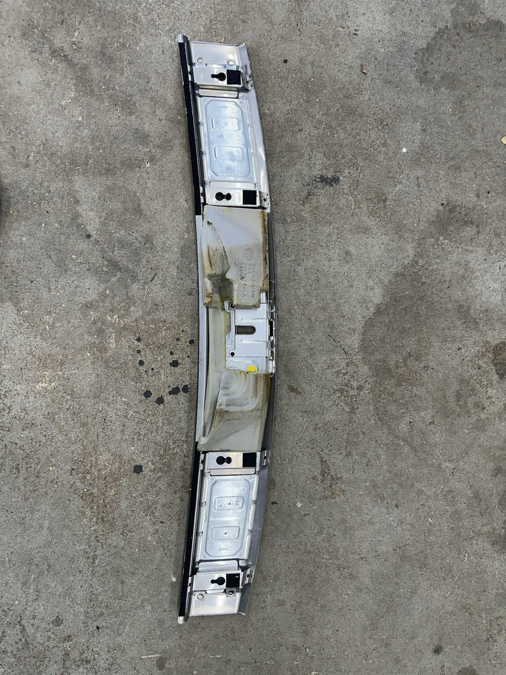 2003-2010 PORSCHE CAYENNE 957 REAR TRUNK SILL SCUFF PLATE TRIM COVER PANEL