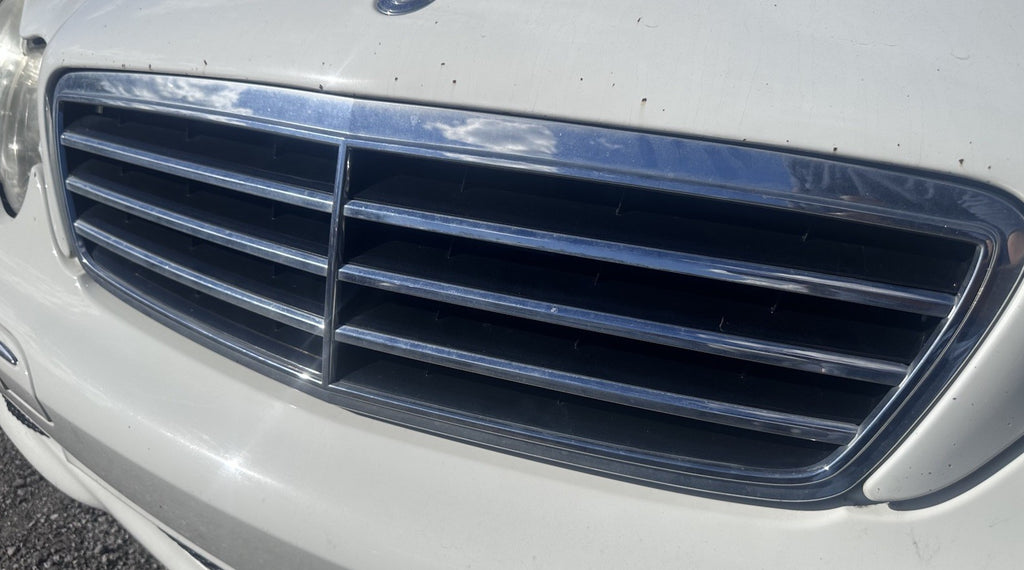 05-07 Mercedes W203 C350 C230 Front Hood Radiator Grille Grill Trim Panel Chrome
